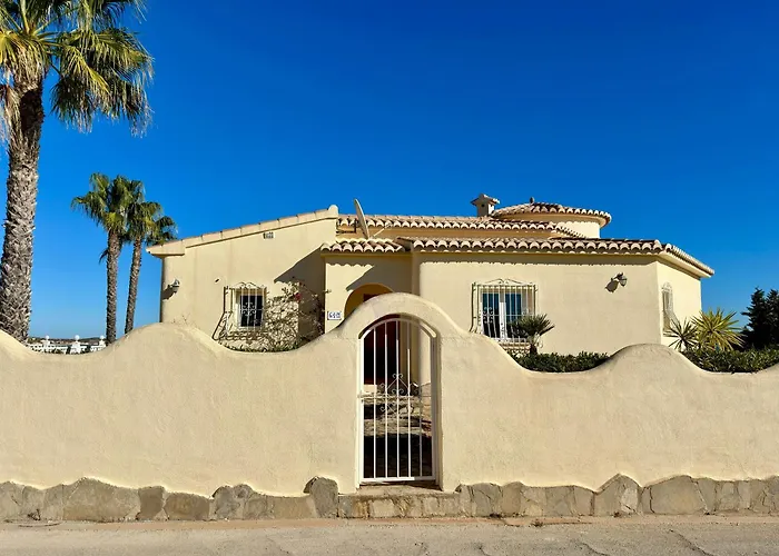 Elena Villa